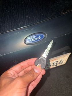 Ford car keys