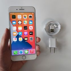 iPhone 7 Plus - UNLOCKED - Like New 