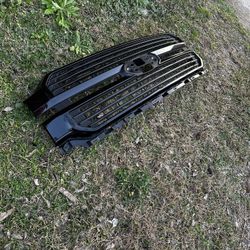 2022 ford f150 grill 