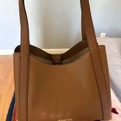 Micheal Kors Bag