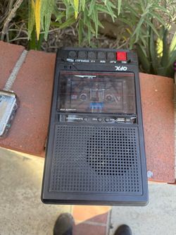 QFX Portable Cassette Player Recorder
