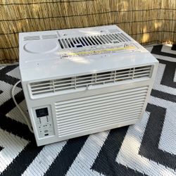 GE Window AC unit