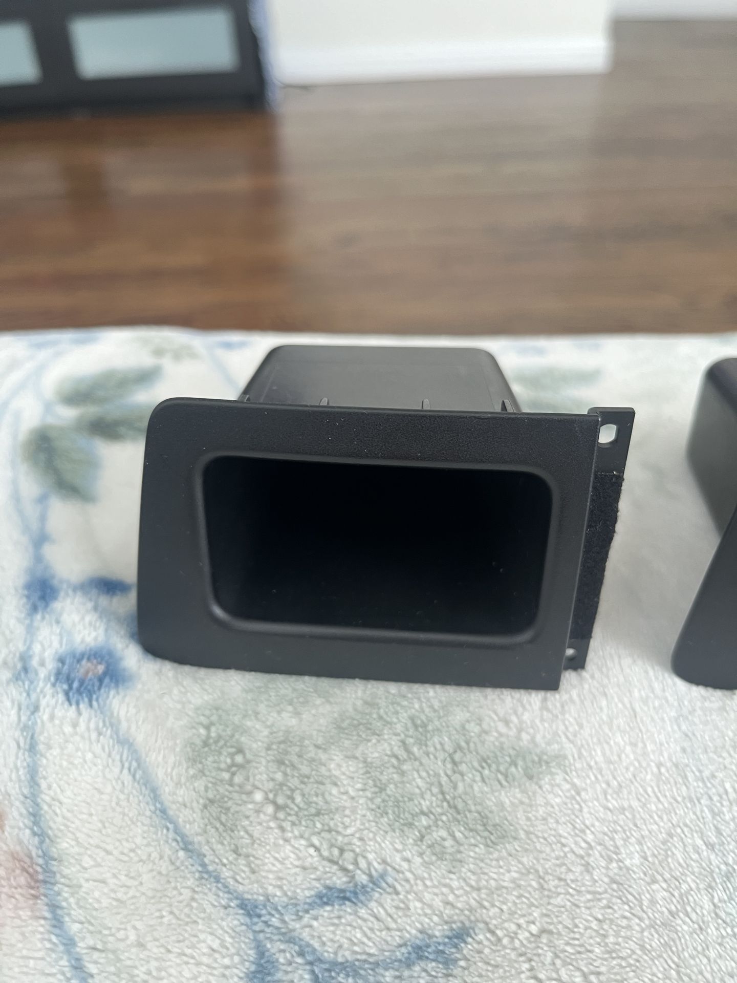 96-98 HONDA CIVIC ek CENTER PANEL POCKET OEM