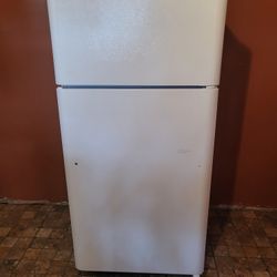 Make An Offer $. Frigidaire Refrigerator.  2 Months Old