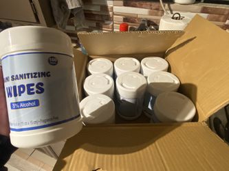 Hand Sanitizing Wipes 