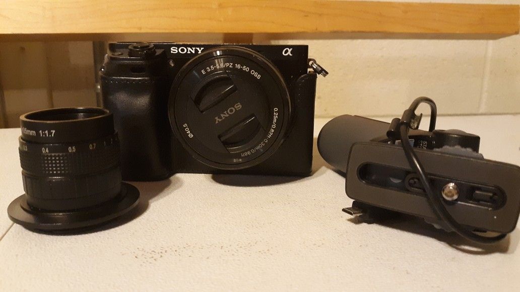 Sony a6000 w/ 2lenses & extras