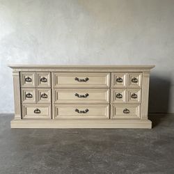 Oak Mc Dresser