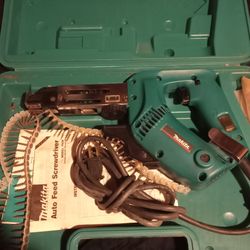 Makita auto feed screw gun