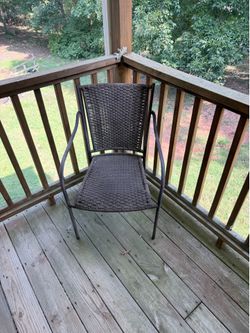 4 outdoor chairs