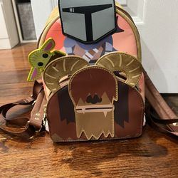 Baby Yoda and Mandalorian Loungefly