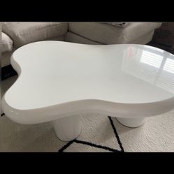 Modern Cloud Coffee Table 