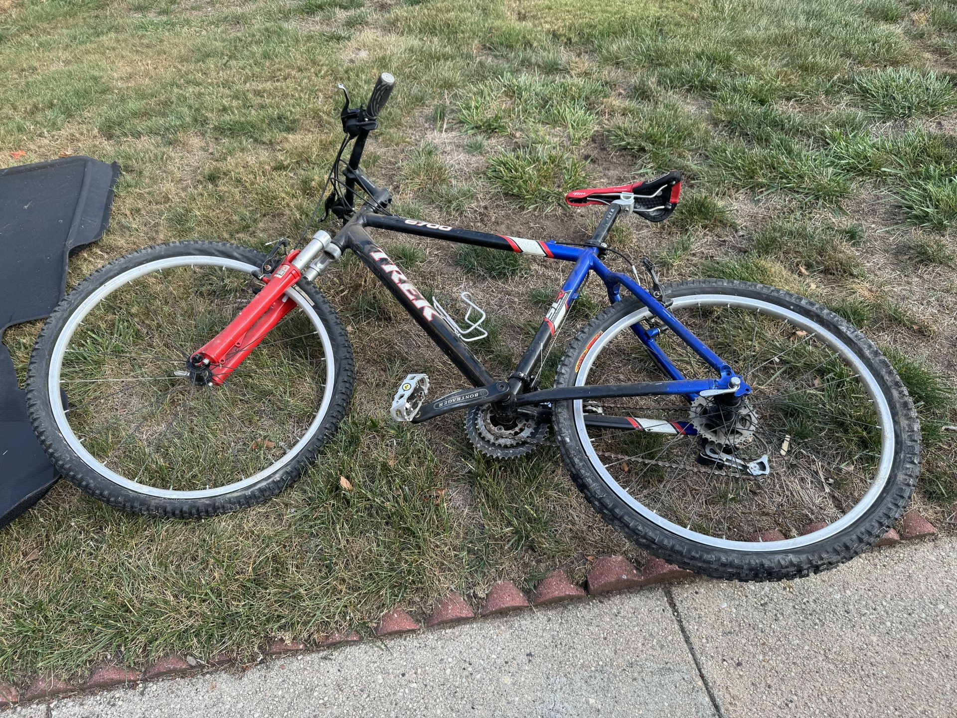 Trek 6700 Mountain Bike