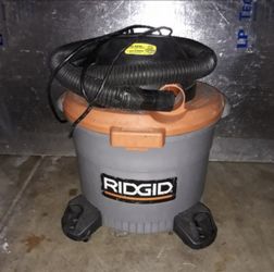 RIDGID VACUUM 9.0 Gallons 3.4HP Good For Construction Or Home Or Car Cleanings