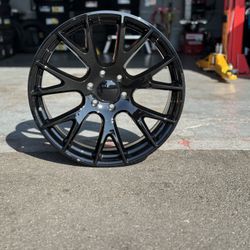 22” Inch Gloss Black Wheels Will Fit Chevy Silverado Chevy Tahoe, Gmc Yukon Gmc Sierra Escalade And Ram 1500