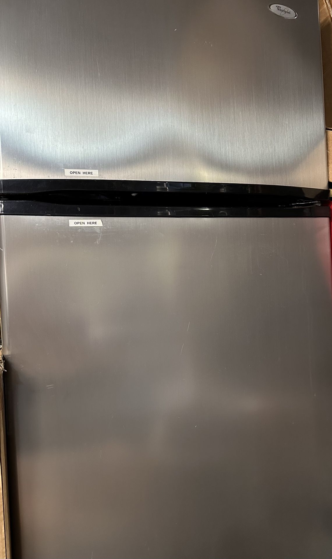 Stainless Steel Refrigerator (2-Door Top-Bottom)