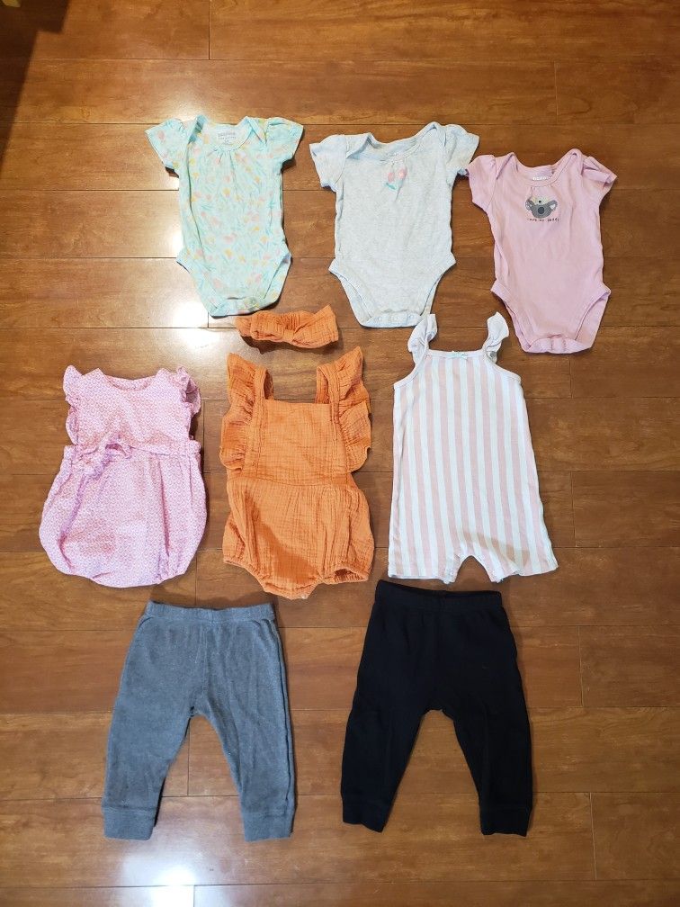 BABY GIRL CLOTHES BUNDLE