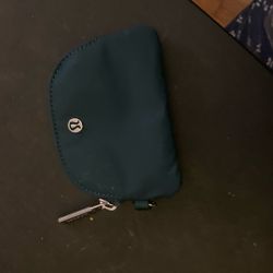 Dark Green, Lululemon Wallet