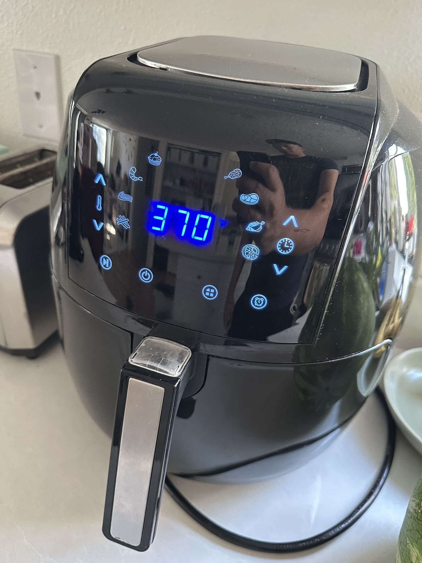 GoWiseUSA Air Fryer
