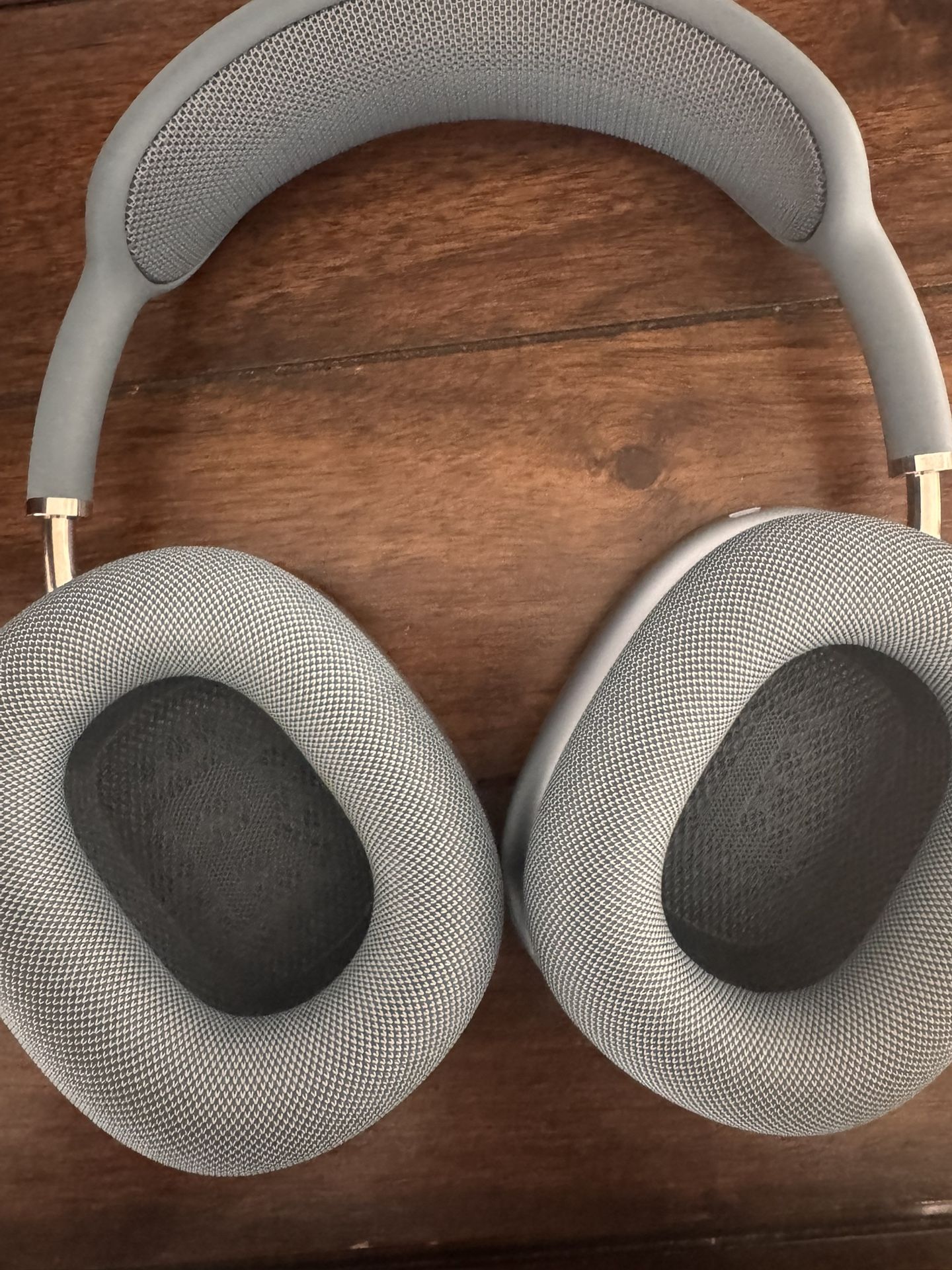 AirPod Max ( New Open Box Never Used)