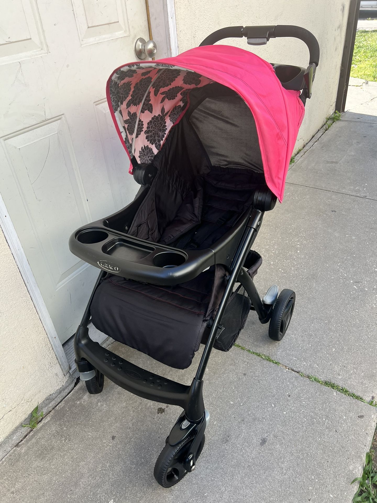 GRACO BABY STROLLER