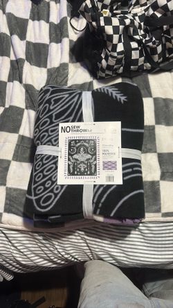 No Sew Throw kit from Joanns