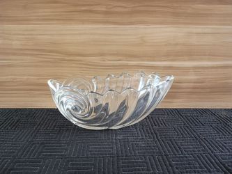 Mikasa Clear Crystal "Clearwater" Nautilus Large Decorative Glass Shell Bowl