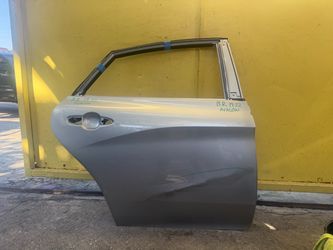 2019-2022 TOYOTA AVALON REAR PASSENGER SIDE DOOR SHELL