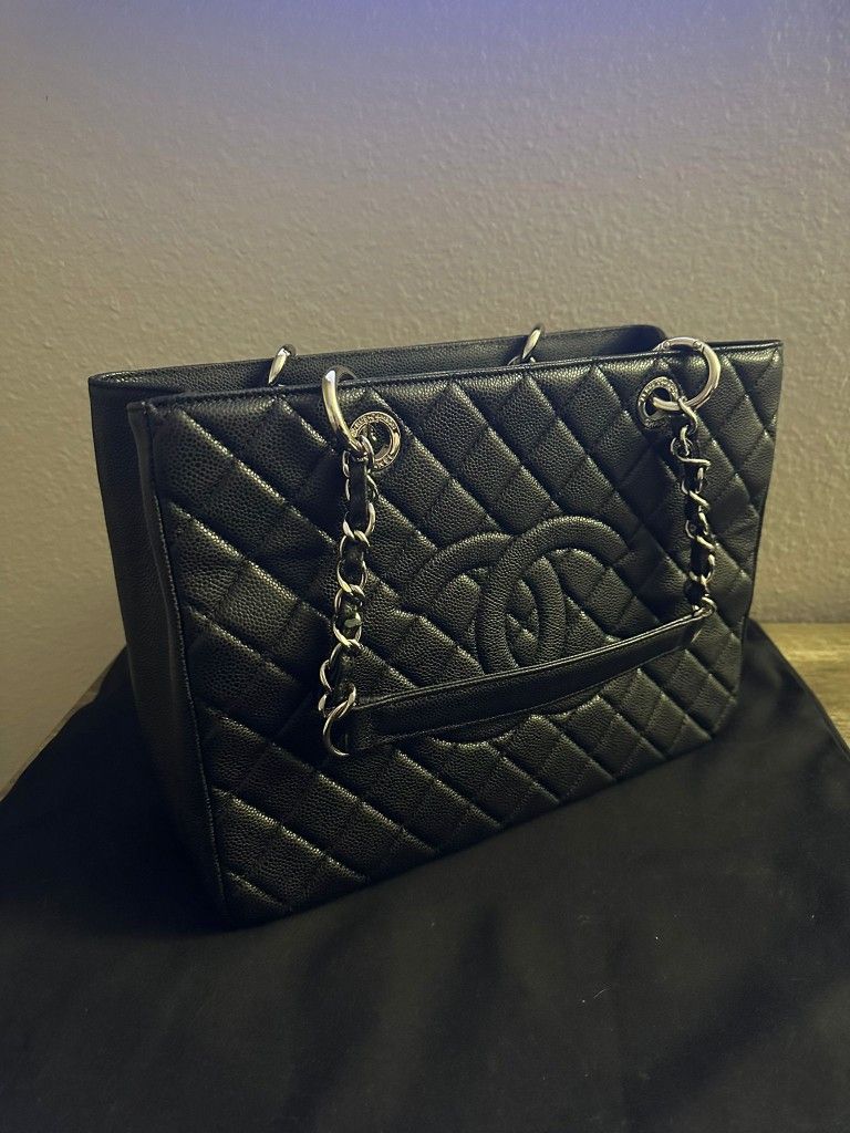 Chanel Grand Shopping Tote