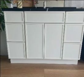 Bathroom Vanities | 24–84 Inches | Same-Day Pickup Available