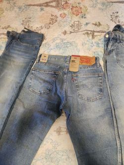 Levis