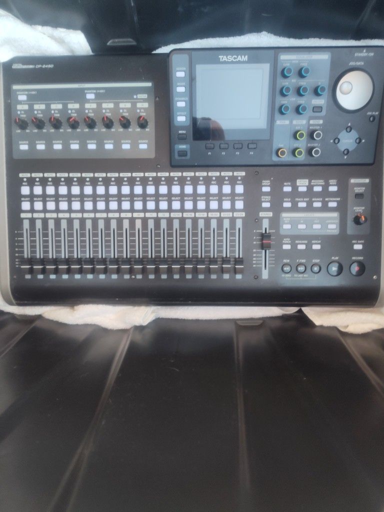 Tascam 24 Track Porta Studio