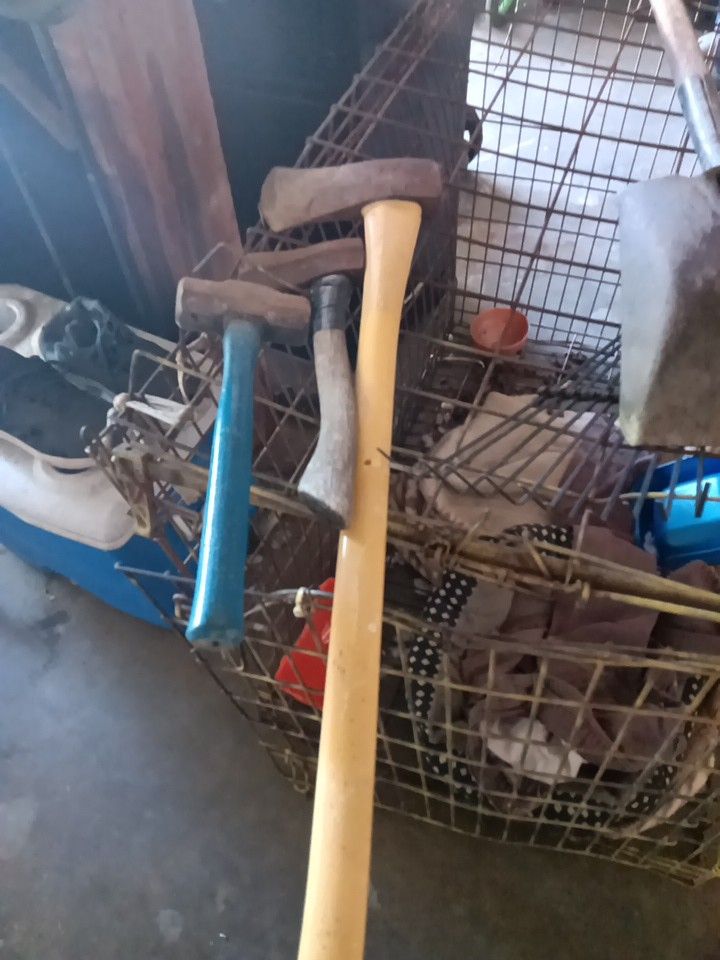 Ax And Sledge Hammer