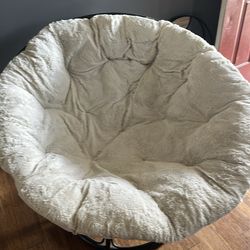 Papasan chair