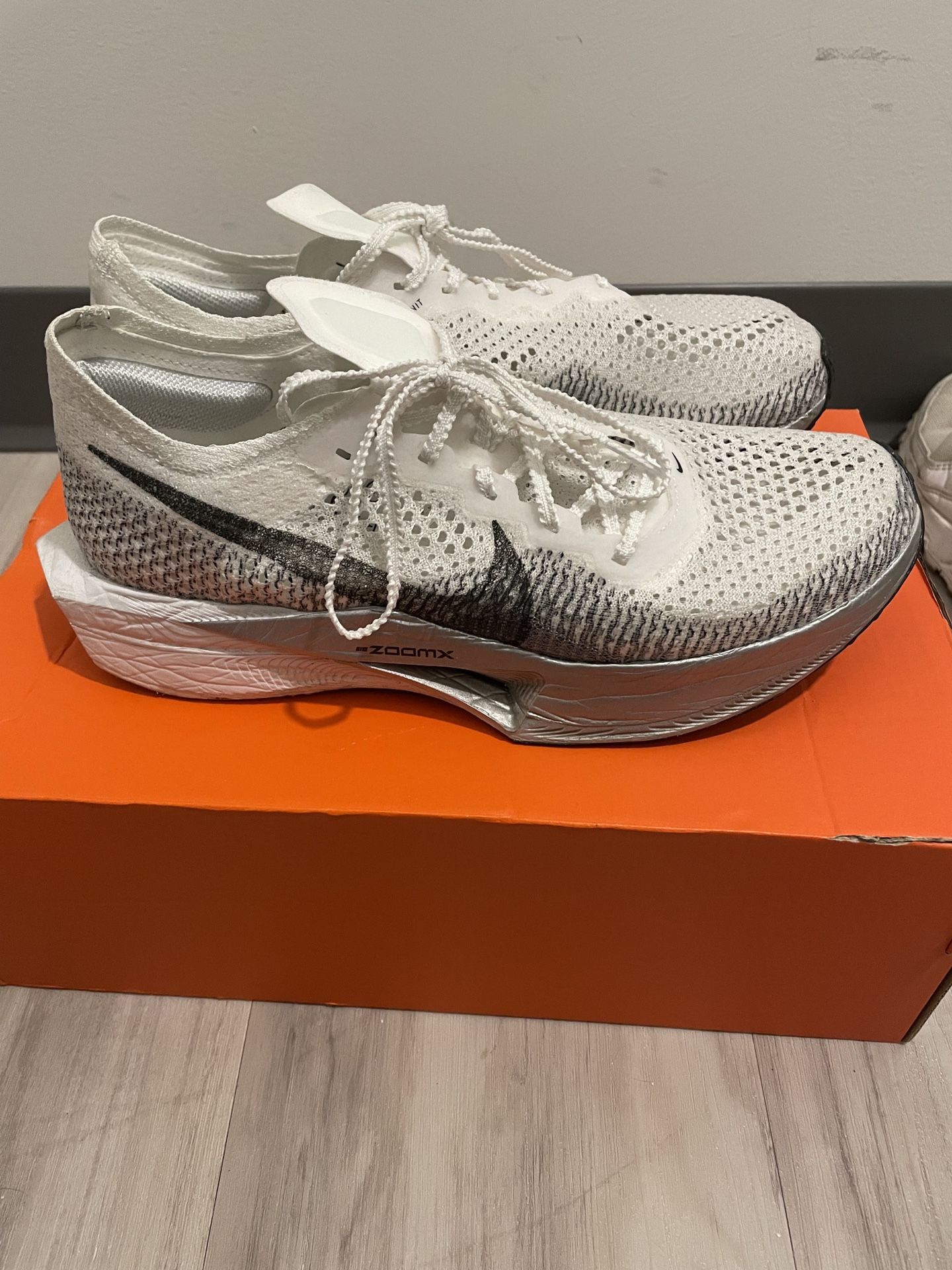 White Nike Vapor Fly 3 Shoes