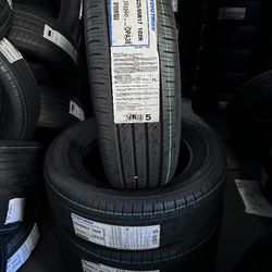SET OF NEW 225/65/17 TOYO TIRES INCLUDING MOUNT AND BALANCE 