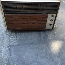 Very Good Condition Climatrol Air Conditioner 