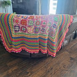 Crochet throw blanket