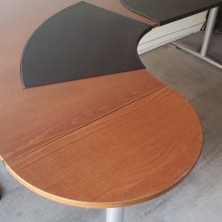 Corner Desk w/Leather Padded Steel Protectors