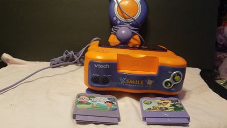 VTECH V.Smile TV learning Center.One Controller & Cartridges.