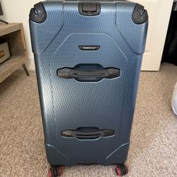 Travelers Choice Spinner Trunk Luggage