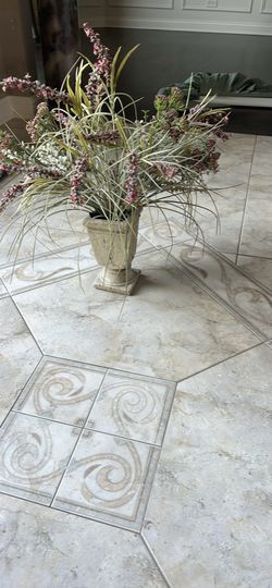 Artificial flower arrangement