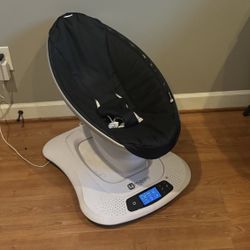 4moms Mamaroo Baby Swing 