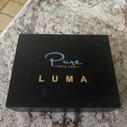 Luma Face Therapy Wand