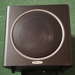 The Polk Audio PSW110 10" HiFi active subwoofer in black delivers powerful bass with its 110W RMS output power.