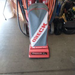 ORECK COMMERCIAL XL VACUUM