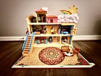 Disney Encanto Magical Madrigal House Playset