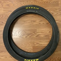 Maxxis Hookworm Tires (used plenty of life left)
