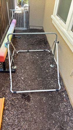 Gymnastics Bar