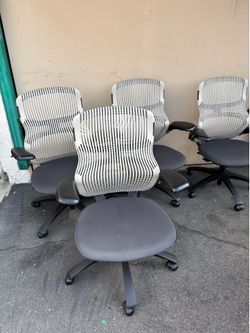 Ofice chair knoll  $250 each one I have 6 left