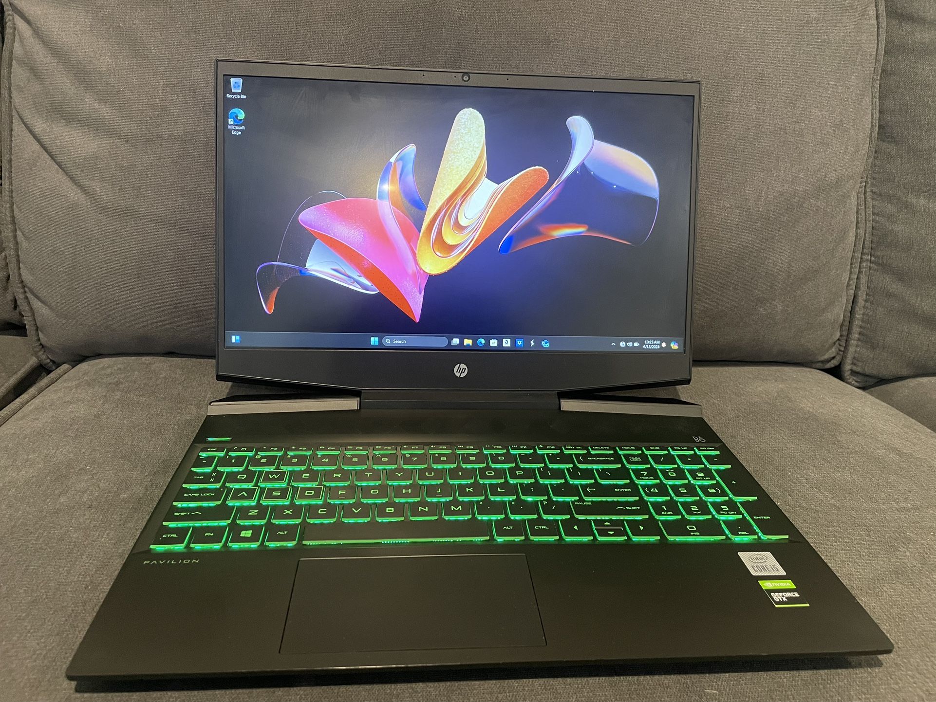 HP Pavilion 15-dk1035nr Gaming laptop
